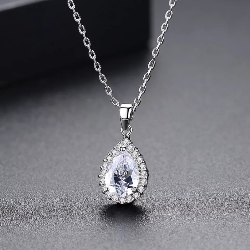 New 925 Silver Drop Color Diamond Necklace